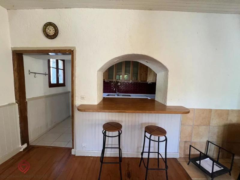 Maison de village - 104 m² - 5 pièces