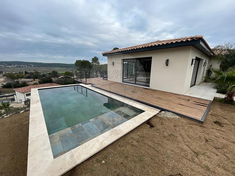 Maison - 108 m² - 6 pièces