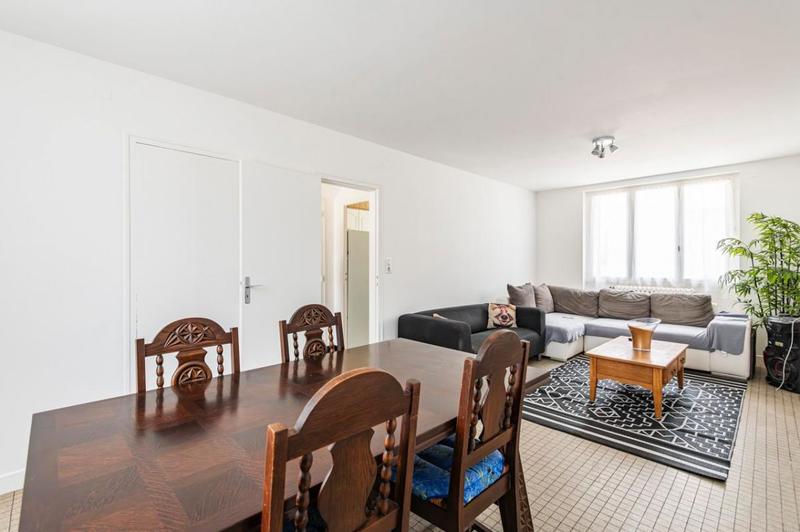 Maison - 100 m² - 6 pièces