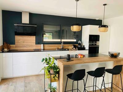 Maison - 95 m² - 5 pièces