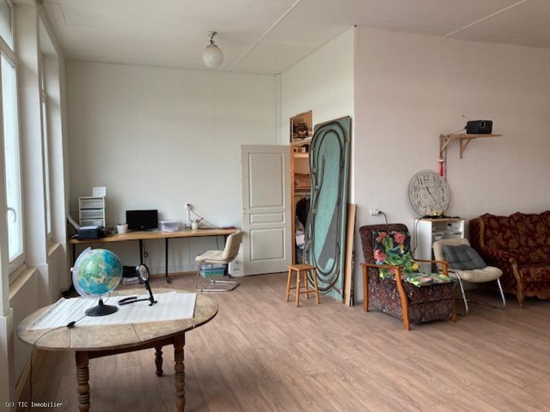 Demeure - 205 m² - 6 pièces