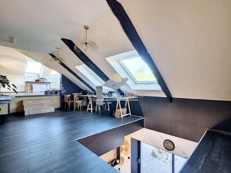 Maison - 293 m² - 8 pièces