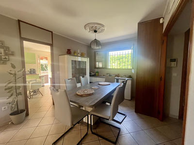 Villa - 164 m² - 5 pièces