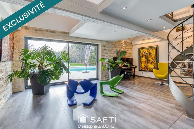 Villa - 213 m² - 6 pièces