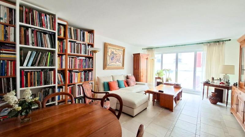 Appartement - 93 m² - 3 pièces