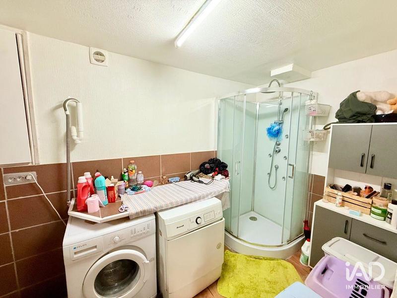 Maison - 186 m² - 7 pièces