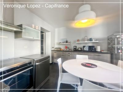 Appartement - 162 m² - 7 pièces