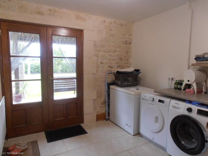 Maison en pierre - 305 m² - 10 pièces