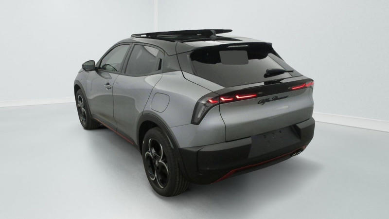 Alfa Romeo Junior 1.2 Ibrida 145 ch eDCT6 Speciale