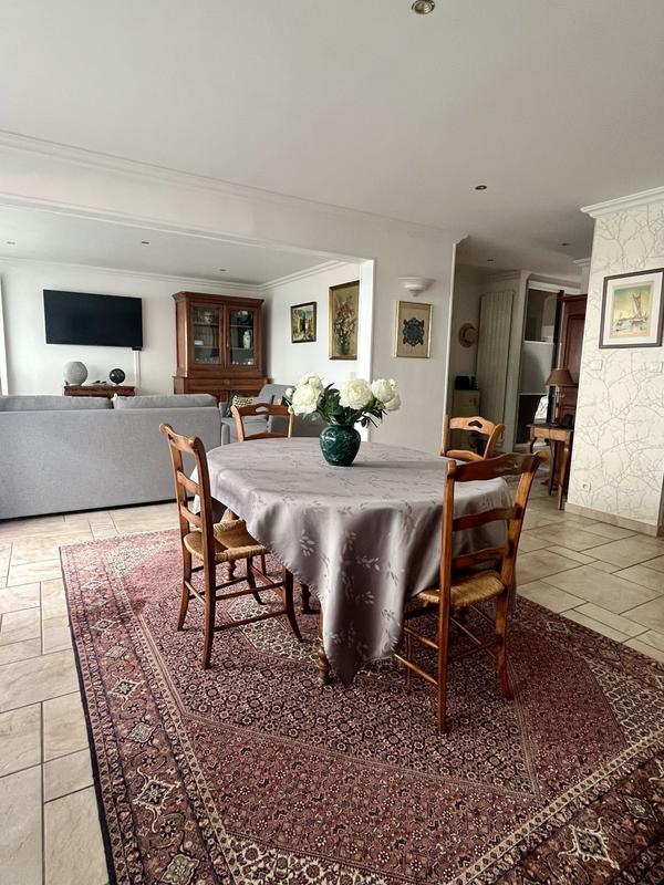 Appartement - 83 m² - 3 pièces