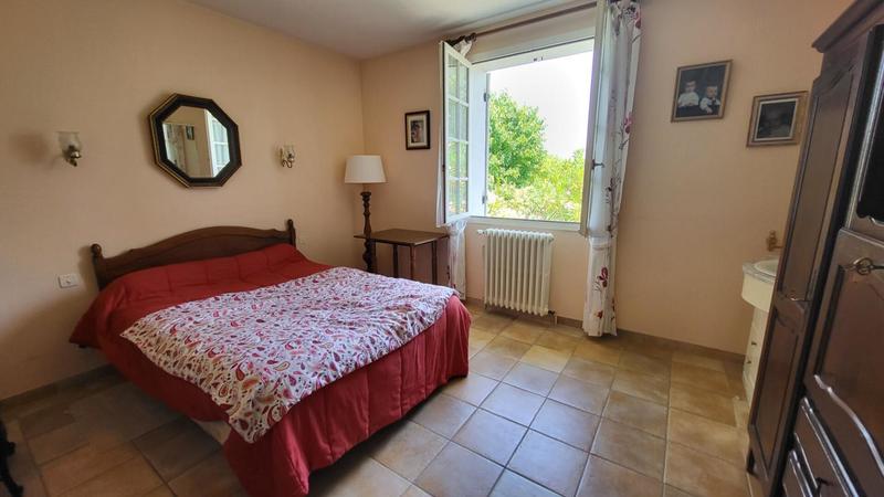 Maison - 210 m² - 6 pièces