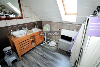 Maison - 85 m² - 5 pièces