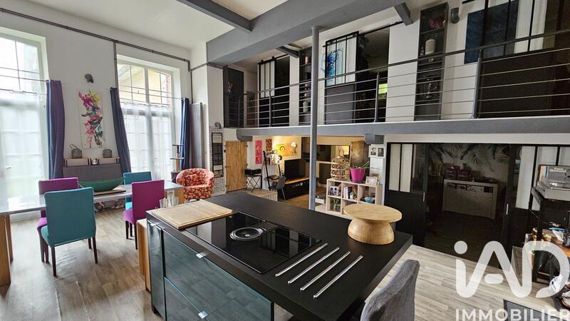 Appartement - 99 m² - 2 pièces