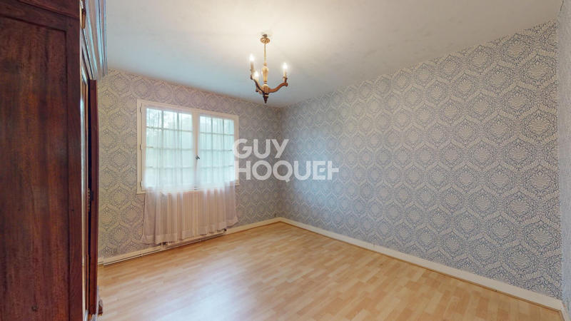 Maison - 213 m² - 7 pièces