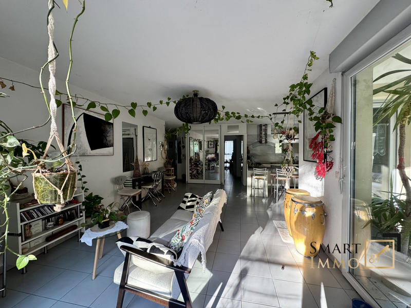 Appartement - 84 m² - 4 pièces