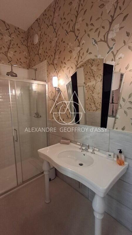 Château - 700 m² - 20 pièces