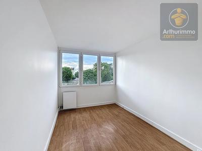 Appartement - 81 m² - 4 pièces