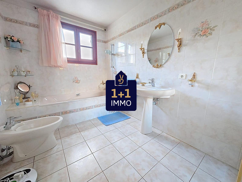 Maison - 145 m² - 5 pièces