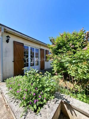 Maison - 110 m² - 6 pièces