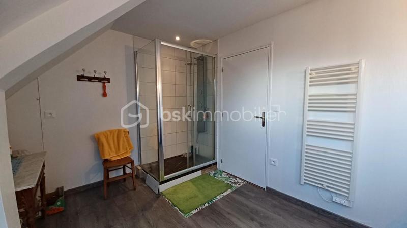 Maison traditionnelle - 145 m² - 9 pièces