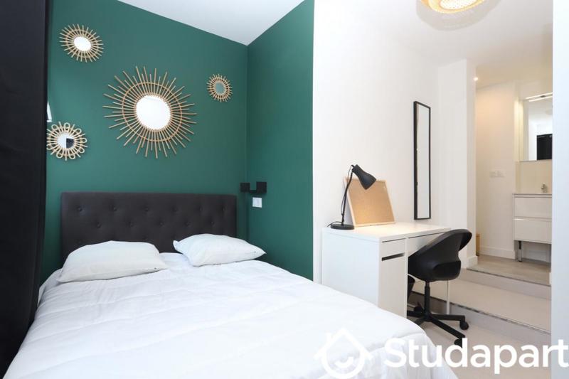 Chambre - 11 m² - 1 pièce