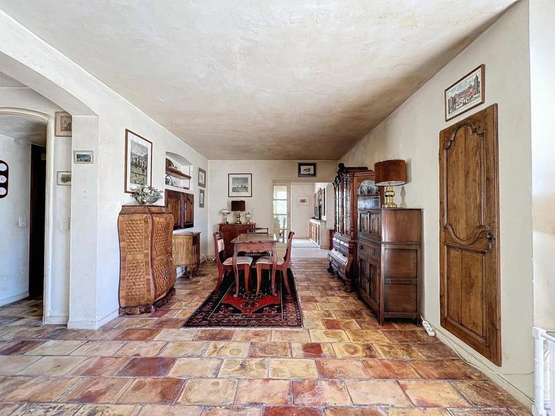 Villa - 180 m² - 5 pièces