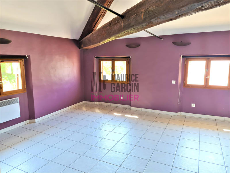 Appartement - 99 m² - 4 pièces