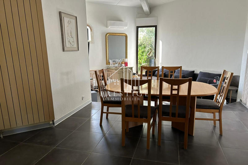 Maison - 151 m² - 5 pièces