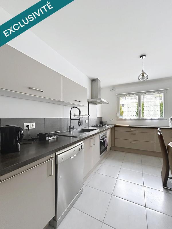 Maison - 97 m² - 5 pièces