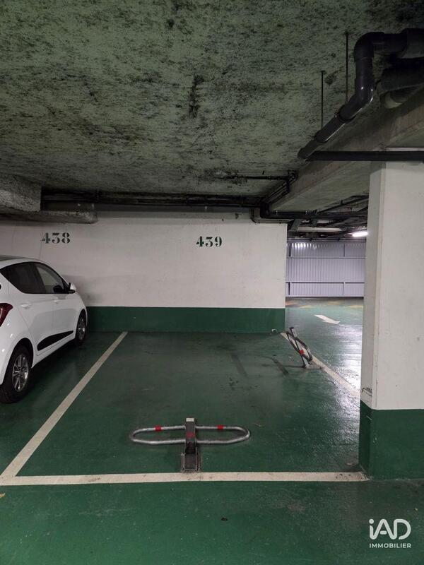 Parking - 12 m²