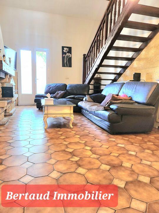 Maison de ville - 120 m² - 5 pièces