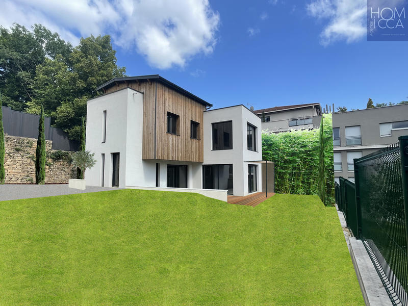 Maison - 150 m² - 5 pièces