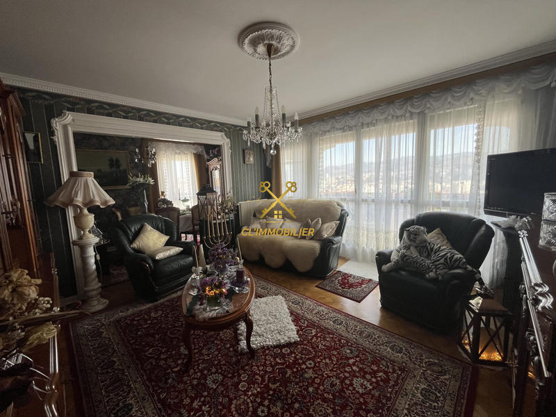 Appartement - 75 m² - 3 pièces