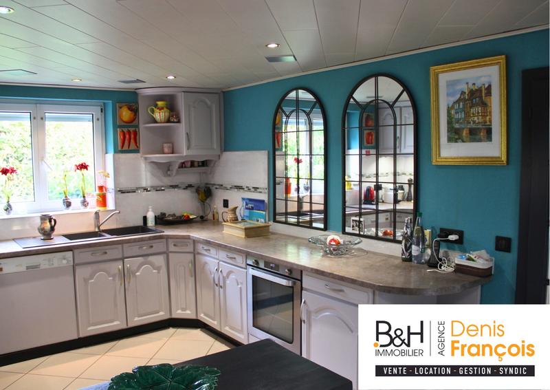 Maison - 217 m² - 7 pièces