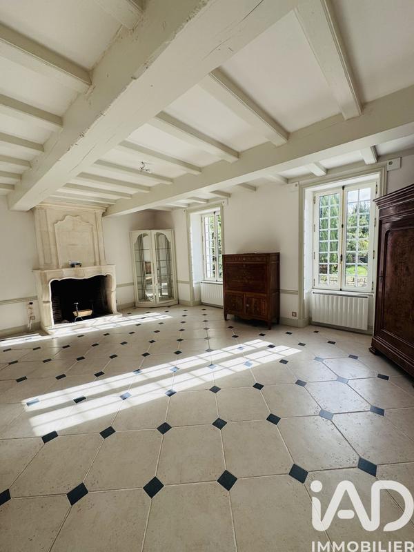 Maison - 252 m² - 7 pièces