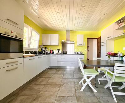 Maison - 150 m² - 7 pièces