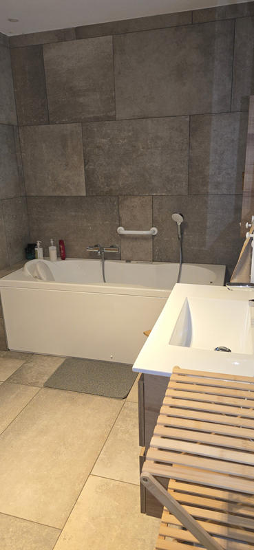 Maison - 156 m² - 9 pièces