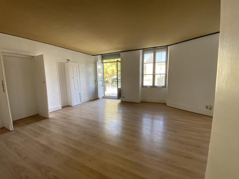 Appartement - 103 m² - 4 pièces