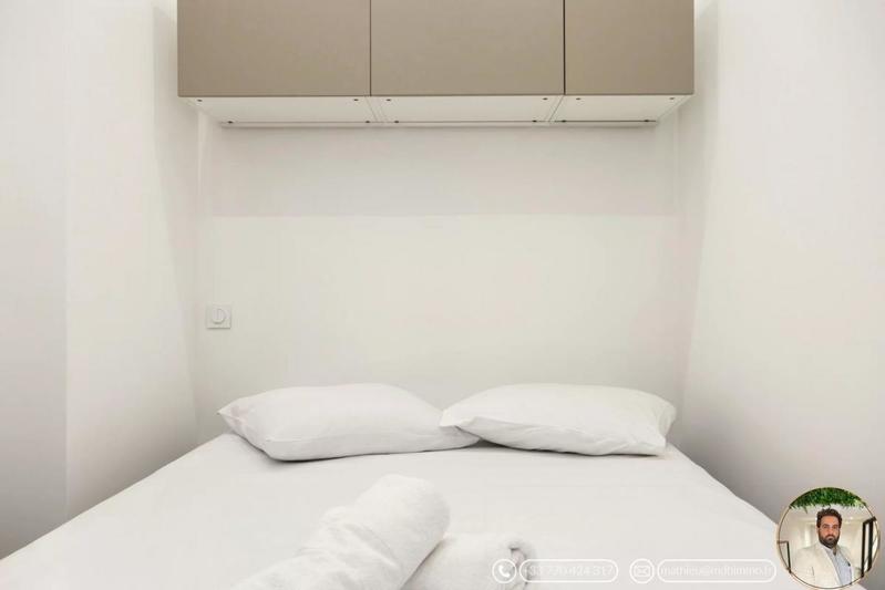 Appartement - 100 m² - 9 pièces