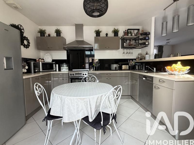 Maison - 120 m² - 6 pièces