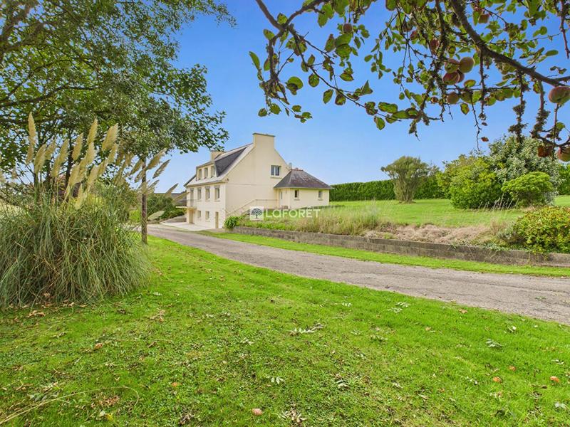 Maison - 191 m² - 8 pièces