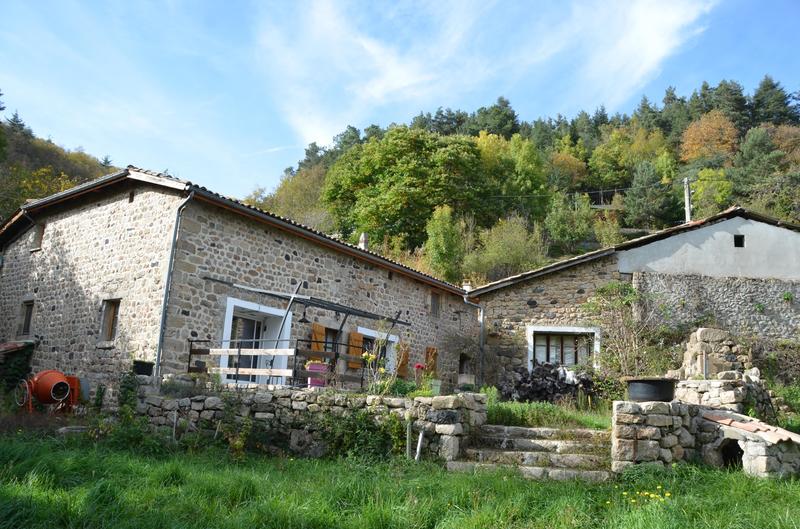 Maison en pierre - 212 m² - 6 pièces