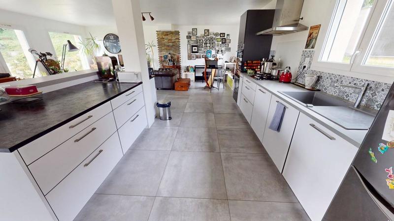 Maison - 166 m² - 5 pièces