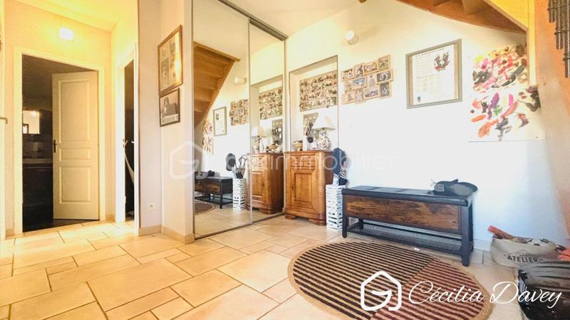 Villa - 225 m² - 8 pièces