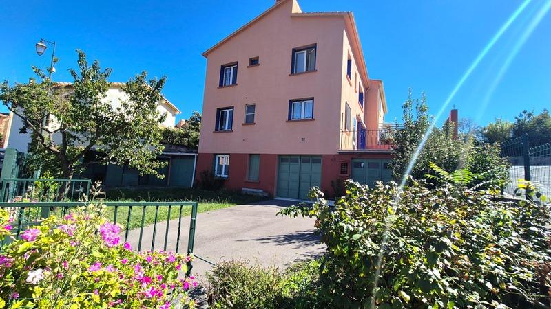 Maison - 121 m² - 7 pièces