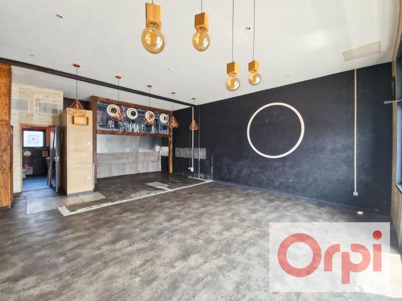 Local commercial - 83 m²