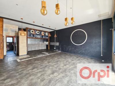 Local commercial - 83 m²