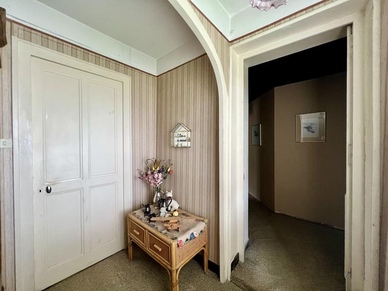 Maison - 449 m² - 6 pièces