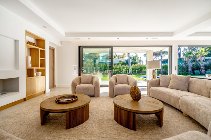 Villa - 266 m² - 5 pièces