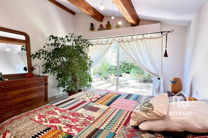 Maison - 198 m² - 7 pièces